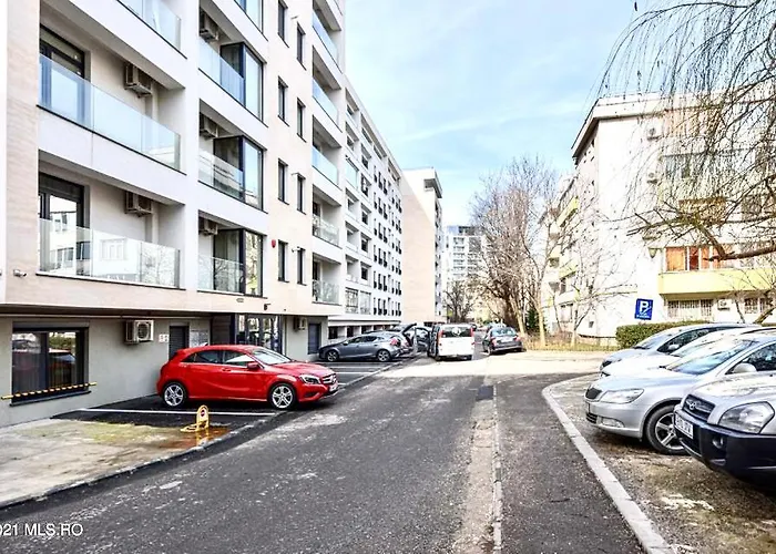 Апартаменти Smaranda Park